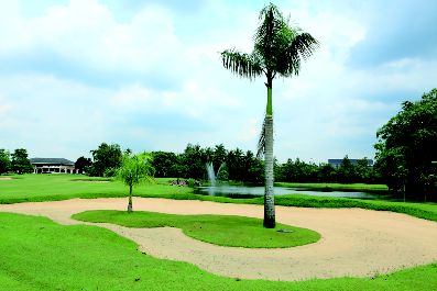 ローズガーデン　ゴルフクラブ(The ROSE GARDEN  Golf Club)